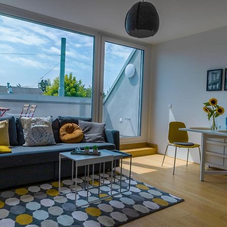 Maureen Lovely 2 Bedroom Unit With Community Pool Вена Экстерьер фото