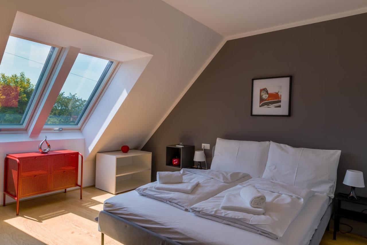Maureen Lovely 2 Bedroom Unit With Community Pool Вена Экстерьер фото